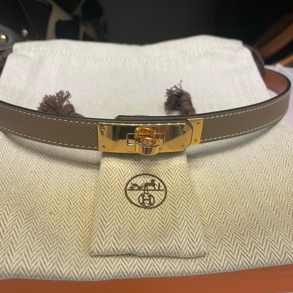 SOLD Hermes Kelly Belt Etoupe Gold Hardware - Picture 4 of 8